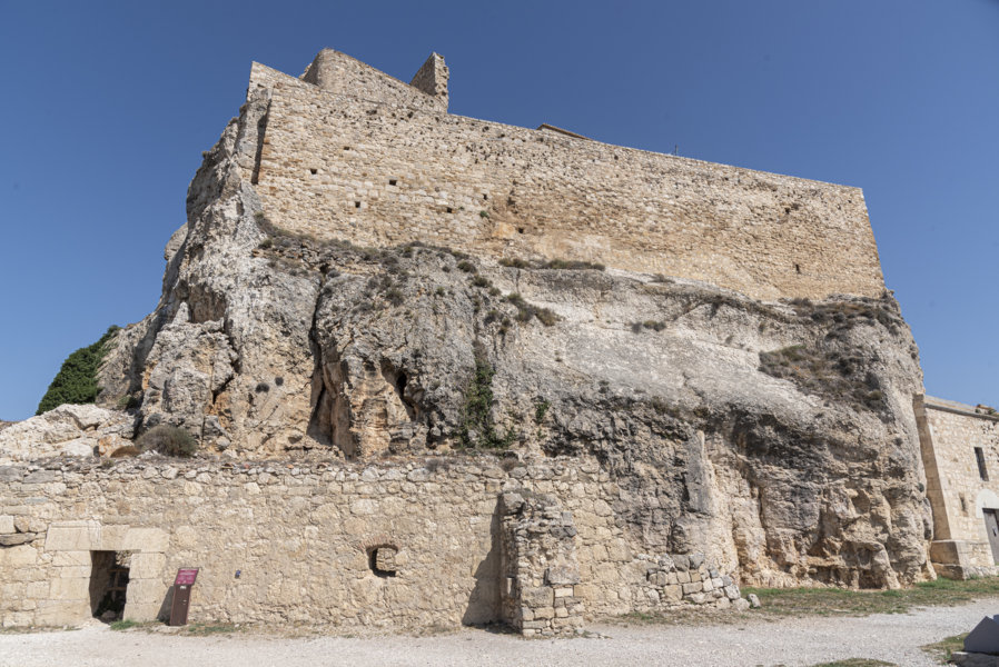 Castelló de la Plana - Morella 075 - castillo de Morella.jpg